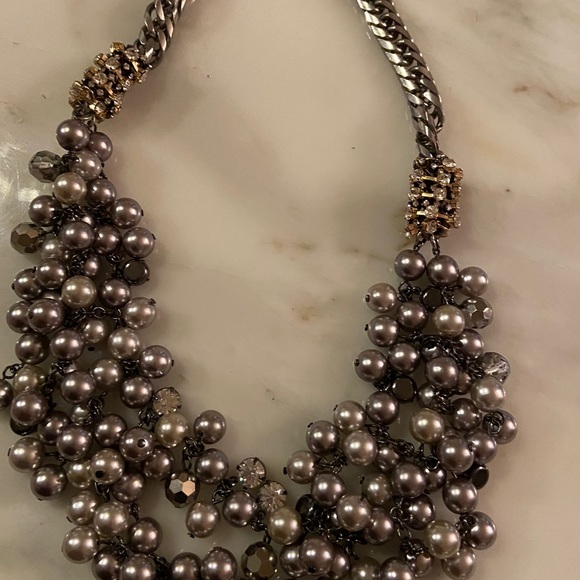 The limited small Jean blazer w beaded necklace - Picture 6 of 8